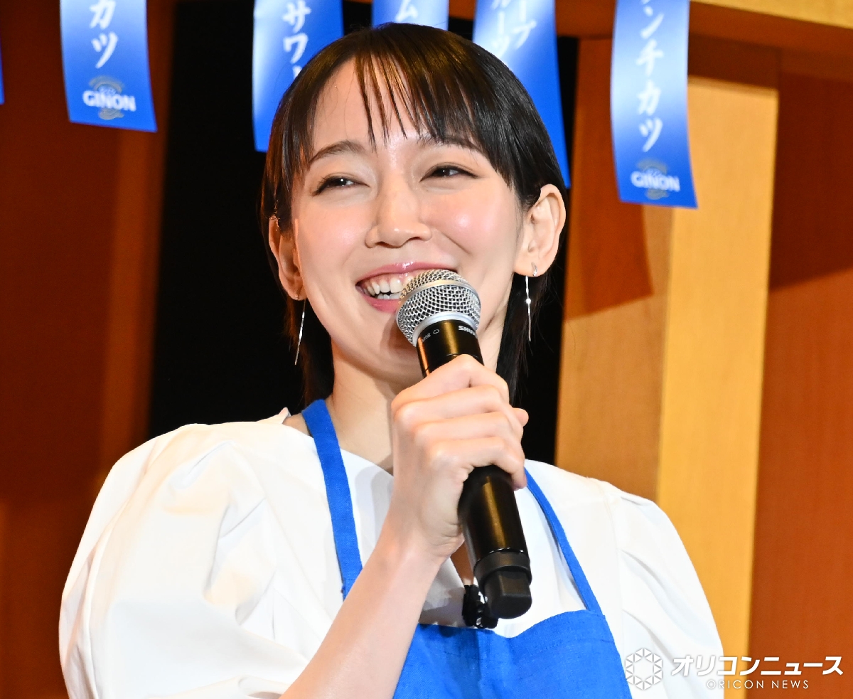 oricon's tweet photo. 吉岡里帆、“体型”への世論に苦心
太りすぎ・痩せすぎ指摘は「甘めにして」
https://t.co/yMZmG6HqYF
⠀
「少し太ったら『太ってる！』って言われるし、少し痩せると『痩せすぎ！』だなんて言われて、絶妙なところを狙うのが大変すぎて…。基準をちょっと甘めにしてもらいたい」と吐露。体型キープの ために苦心しており「そうしないとなかなか許してもらえないのが今の世の中の風潮のように感じる」と明かした。