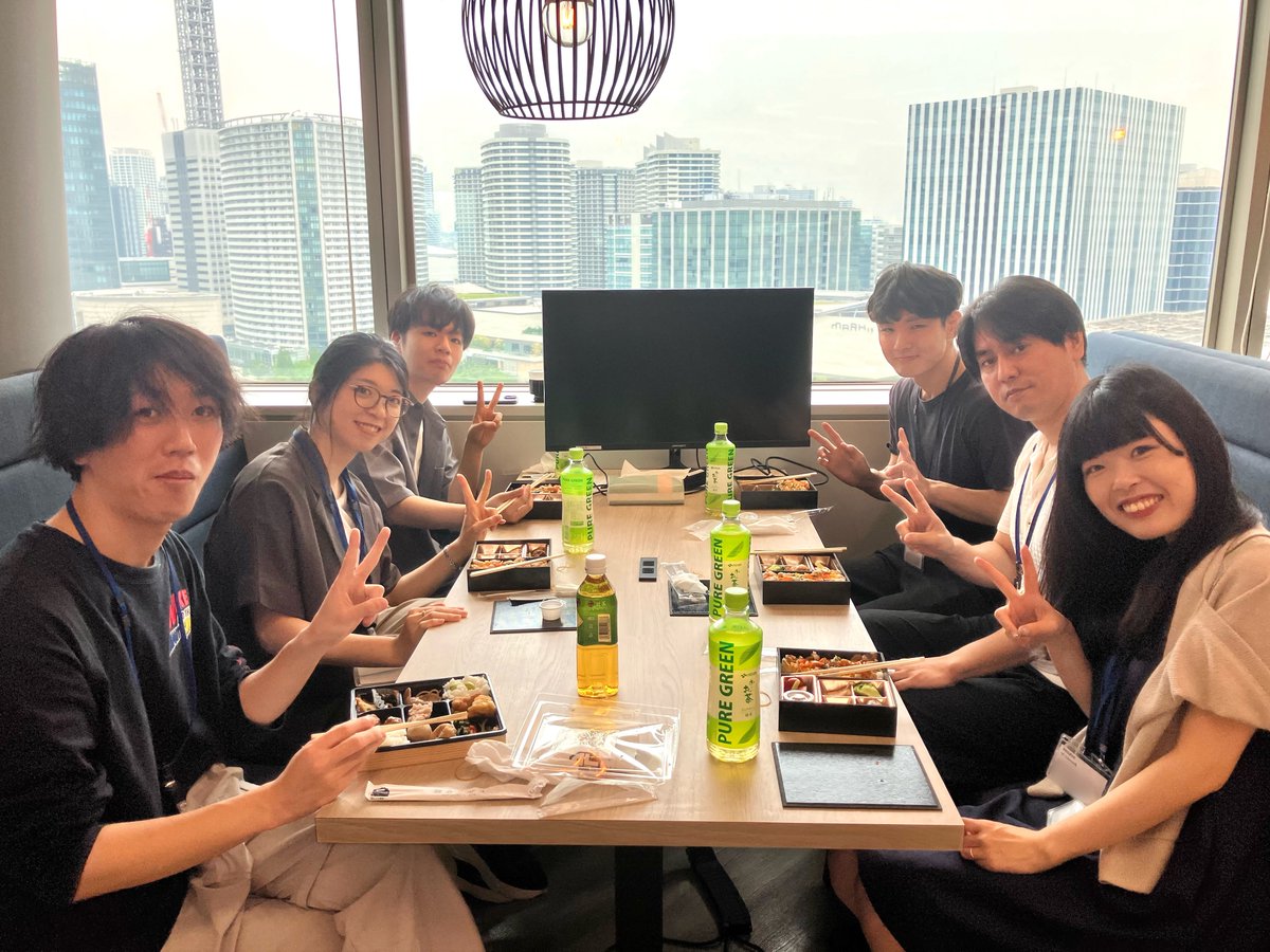 systemi_recruit's tweet photo. 【シャッフルランチ🎋】#社内イベント紹介
キャリア採用社員の歓迎も兼ねて毎月ランチ交流会を行っています！

7月トークテーマは「この夏にしたいこと・行きたい場所🏝️」

当社では7~9月の好きな時に、4日分の夏季休暇を取得でき、リフレッシュできます😊✨ 
#システムアイ #エンジニア採用 #中途採用 https://t.co/bNsBlYz8A3