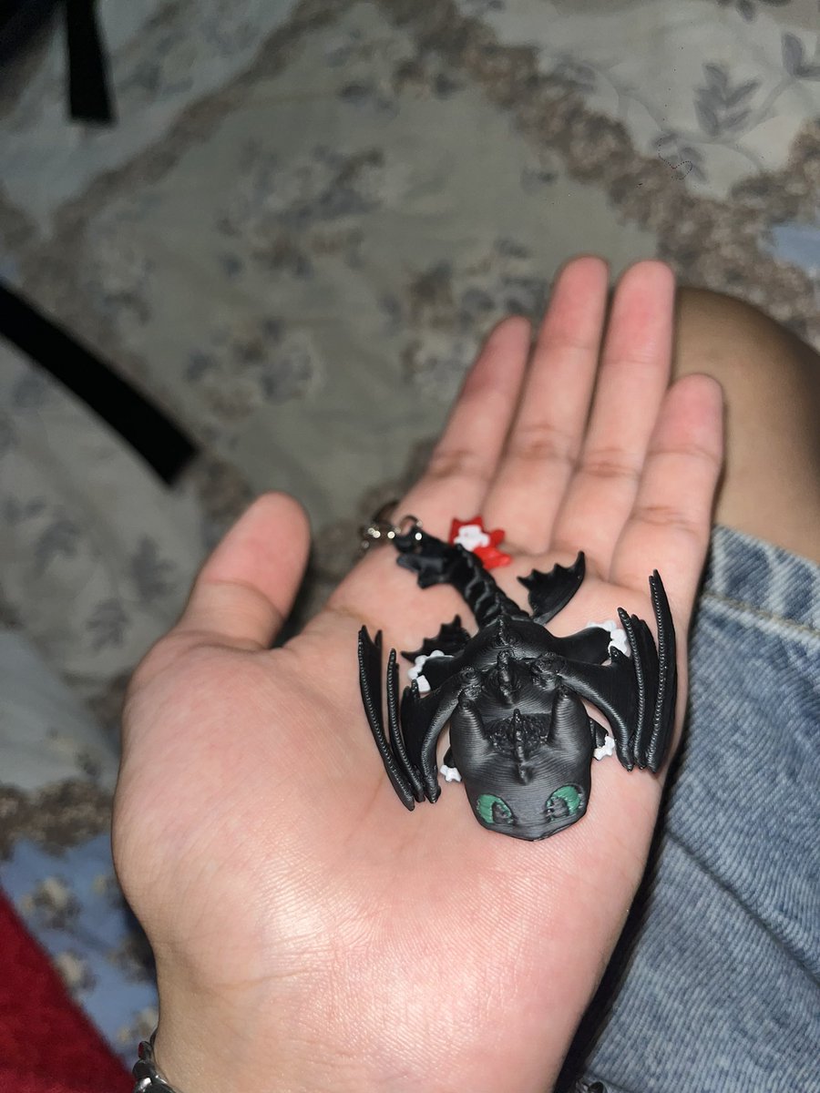 lu_castx's tweet photo. Meio que arrasaram nesse banguela de impressão 3D 🥹✨ https://t.co/Kf4u5ToRJ0