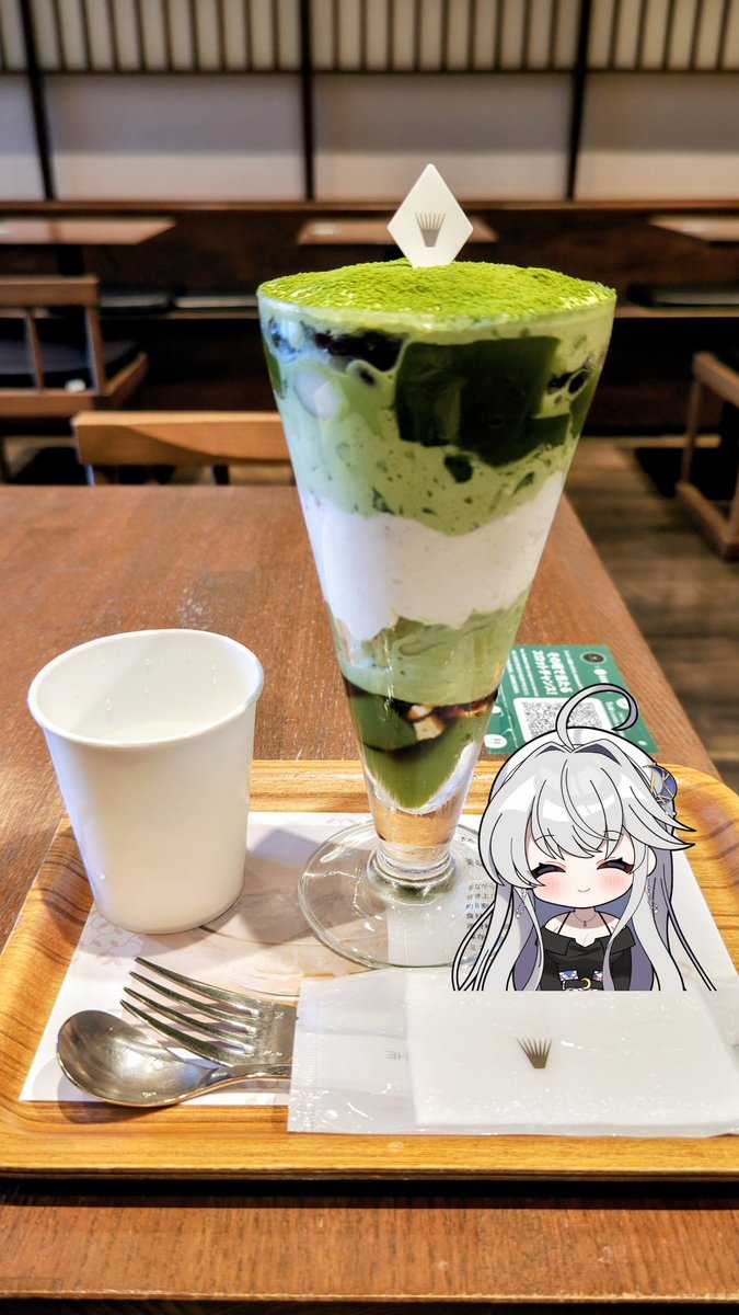 EndlessRefrain's tweet photo. ナナズグリーンティーにてプレミアム抹茶パフェを食べてきました。

これまでよりも抹茶の味を楽しむことができて美味しかったです。
抹茶アイスや白玉、クッキーなどの食感も良かったですね。
期間限定ならば食べに行くしかないですね〜 https://t.co/MEH5KzRxmy