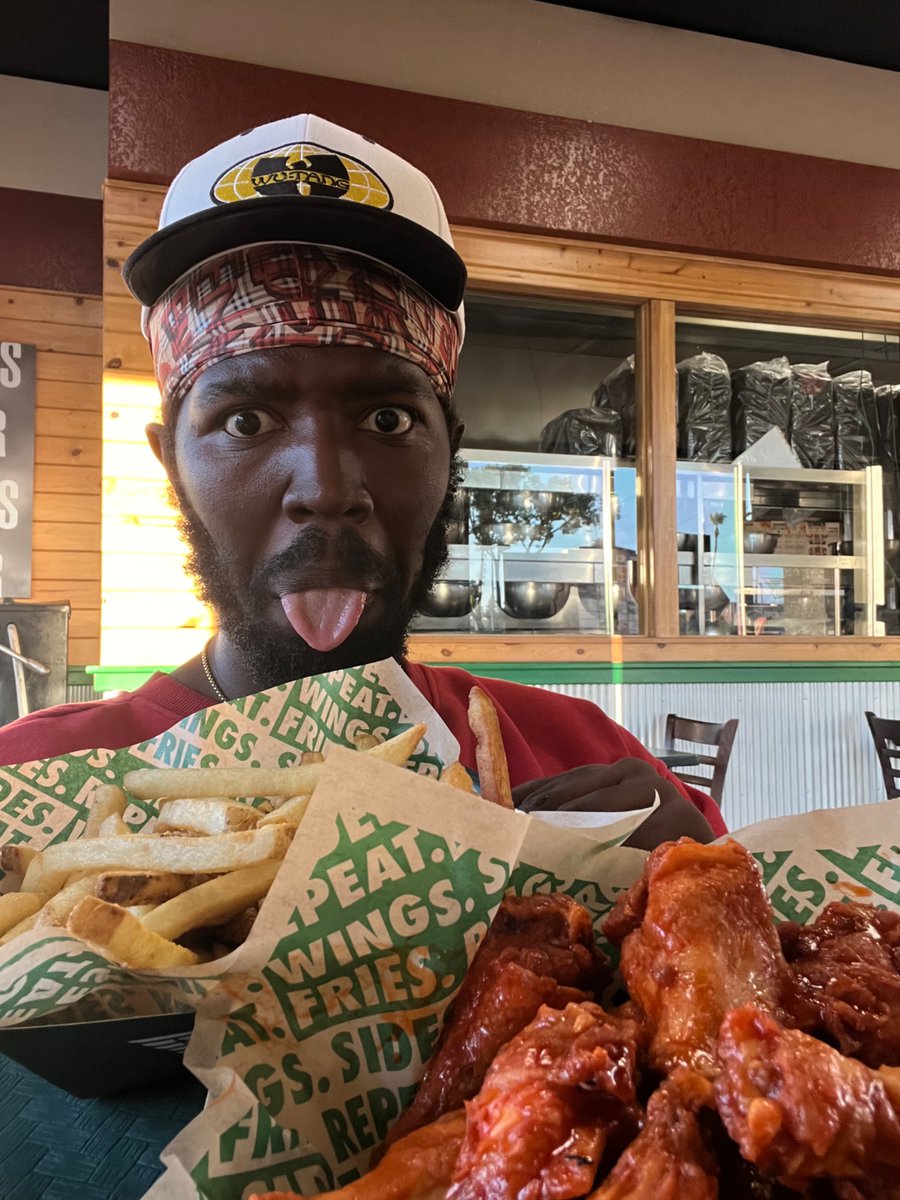 DamienBoyce__'s tweet photo. -Food and Grub-😋 #Christianpodcast #Podcast https://t.co/RzAqrGdk1m
