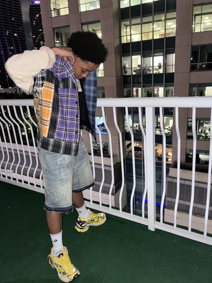 MgBagg's tweet photo. another year in another city ♻️ bday down da yams https://t.co/6YfjE9l4GD