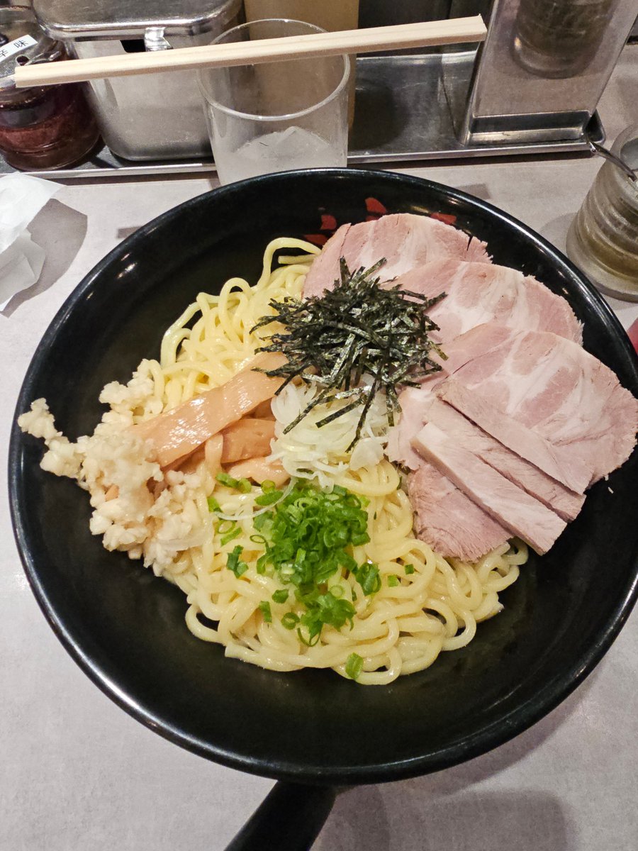 jzzzindaeyo's tweet photo. 260702 Bobby sent Abura soba picture

🐰yum yum!!!

Enjoy your meal @bobbyranika 
#BOBBY #바비 https://t.co/ddSAIYFf2v