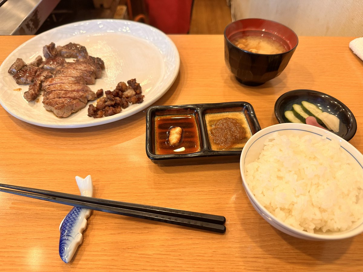 jokayanff14's tweet photo. 平日昼間からがっつりいっちゃうよ〜ん https://t.co/jEyq5b4ksg