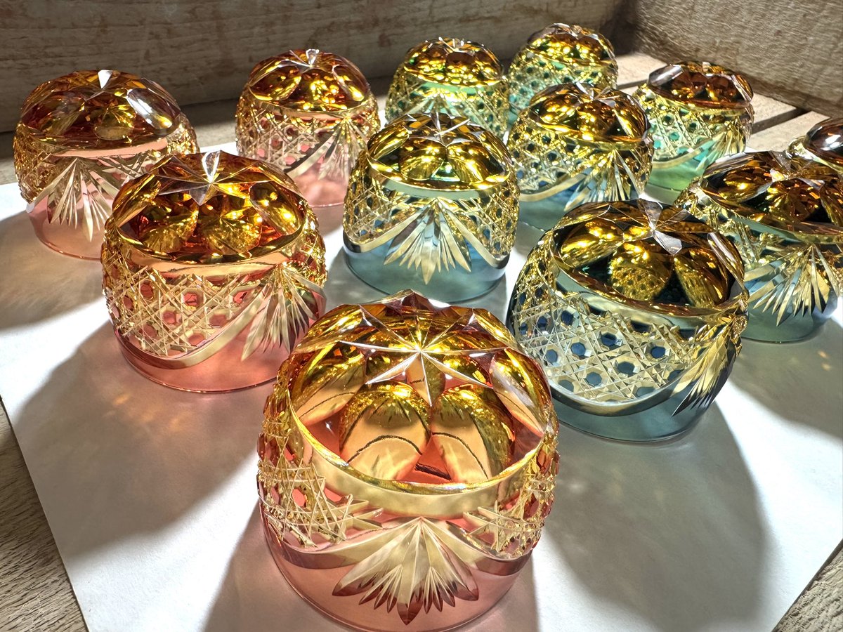 kadowakiglass's tweet photo. 江戸切子　門脇硝子加工所
#江戸切子
#門脇硝子加工所
#ぐい呑
#ものづくり

https://t.co/SXE8d4BXZA https://t.co/VvYS6IuYfW