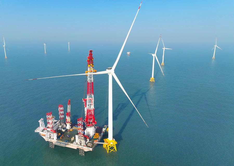 PDChinaBusiness's tweet photo. China has built the world's largest power supply system, with nearly 800 million electricity customer accounts—the highest total in the world, according to a report released by the National Energy Administration (NEA) on Tuesday.

China's electricity consumption reached 10.4 trillion kWh last year, surpassing the 10 trillion kWh milestone for the first time, NEA data showed.