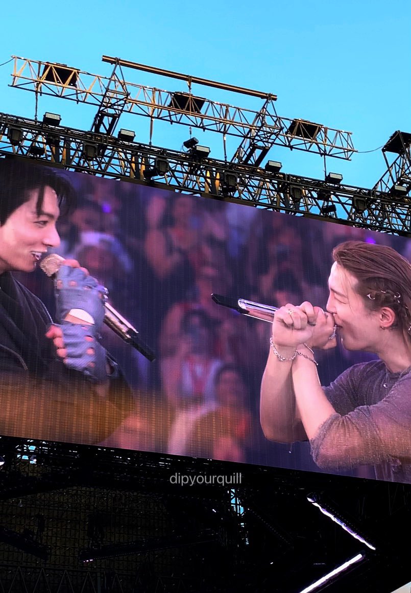 jmjklab's tweet photo. WAKANDA FOREVER 🐰🐥 https://t.co/IwXTPsrJNu