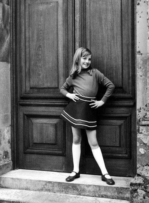 AlwaysbeDiana's tweet photo. some pics of princess diana as a child 🤍 https://t.co/yS4gYdPtll