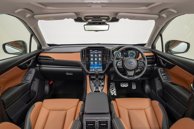 NEWCARinjapan's tweet photo. スバル レヴォーグ レイバックS:HEVが価格発表

424万6000円〜
4735×1820×1550mm
最低地上高180mm
アルミ製ボンネット
本革シート
2.5L水平対向4気筒エンジン
SIドライブ制御改良
リモートハザード機能
上位モデル:
・ハンズフリーテールゲート
・タンカラーナッパレザー
・後席ヒーター https://t.co/IsXvEP9syk