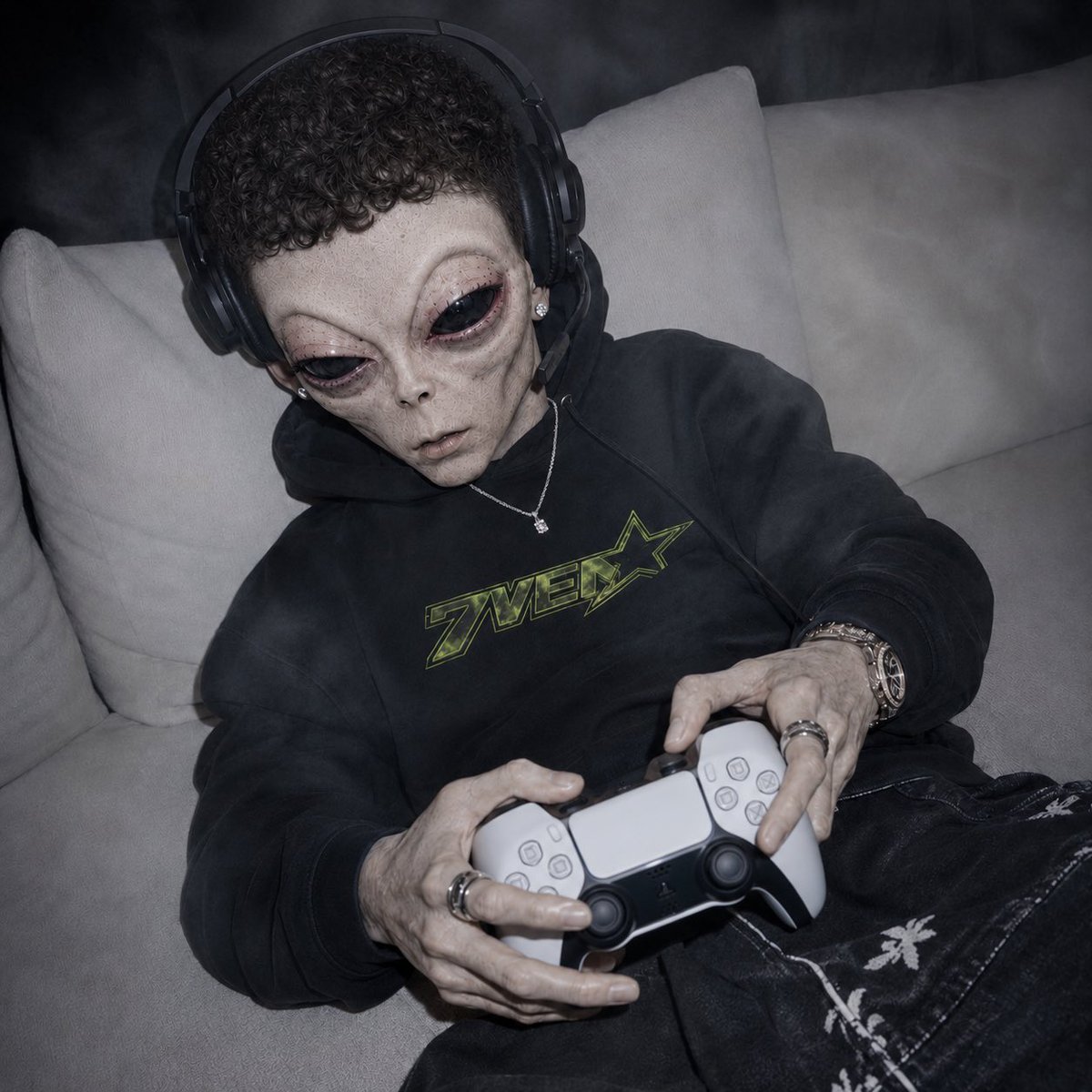 AzTheMVP's tweet photo. @7VENxenzz @7VENOLLIE @7VENCLUB @Emo__Senpai @axloree @daisyxx0s @YxngTexas @Hanhannah13 @yungstovee @7VENNICO https://t.co/TDAvOCBIpK