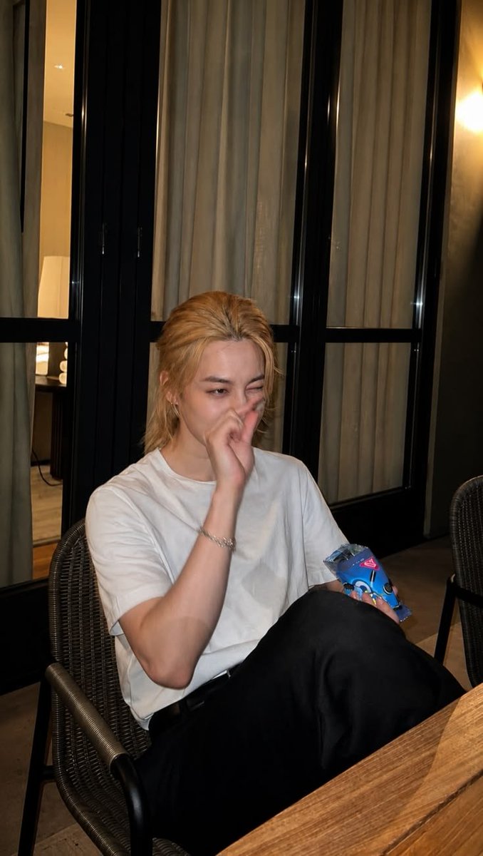 OIDOL0's tweet photo. ‌‌ ‌ ‌ ‌ ‌ ‌ ‌ ‌ ‌ ‌‌ ‌ ‌ ‌ ‌ ‌ ‌ ‌ ‌ ‌ ‌‌Aquí su rubio favorito, he estado descansando todo el día, ¿cómo están? https://t.co/x6G8H9viSq