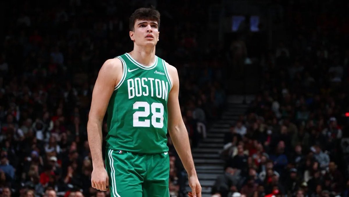 giomadeit's tweet photo. This man better be the next Kobe https://t.co/PMm4c1Zagm