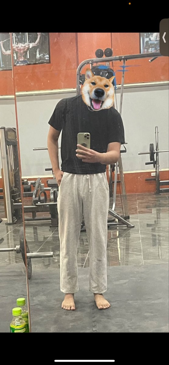 hzedt_10's tweet photo. Mình nam m8 73kg baller tìm fwb hà nộii https://t.co/IT7Ihyrhrv