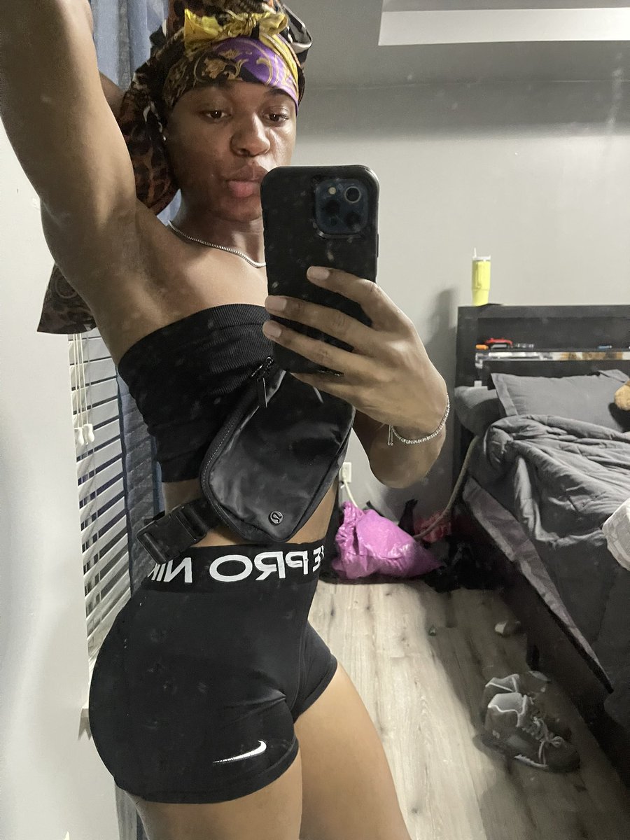 c3dadon_'s tweet photo. Slim thick https://t.co/TJH9w8u5a1