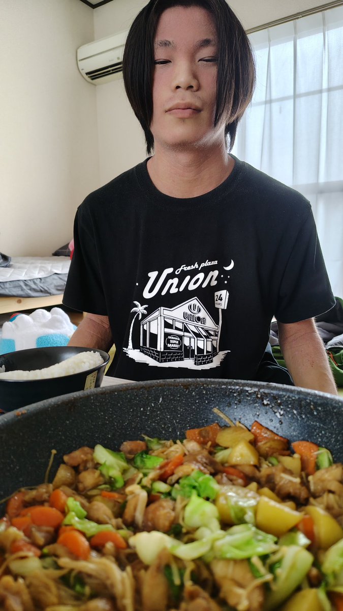 UMARu19114's tweet photo. 寝起き源タレ炒め
#ゆーまる飯
#ゆーまる飯プレミアム https://t.co/yqTa6BVD9b