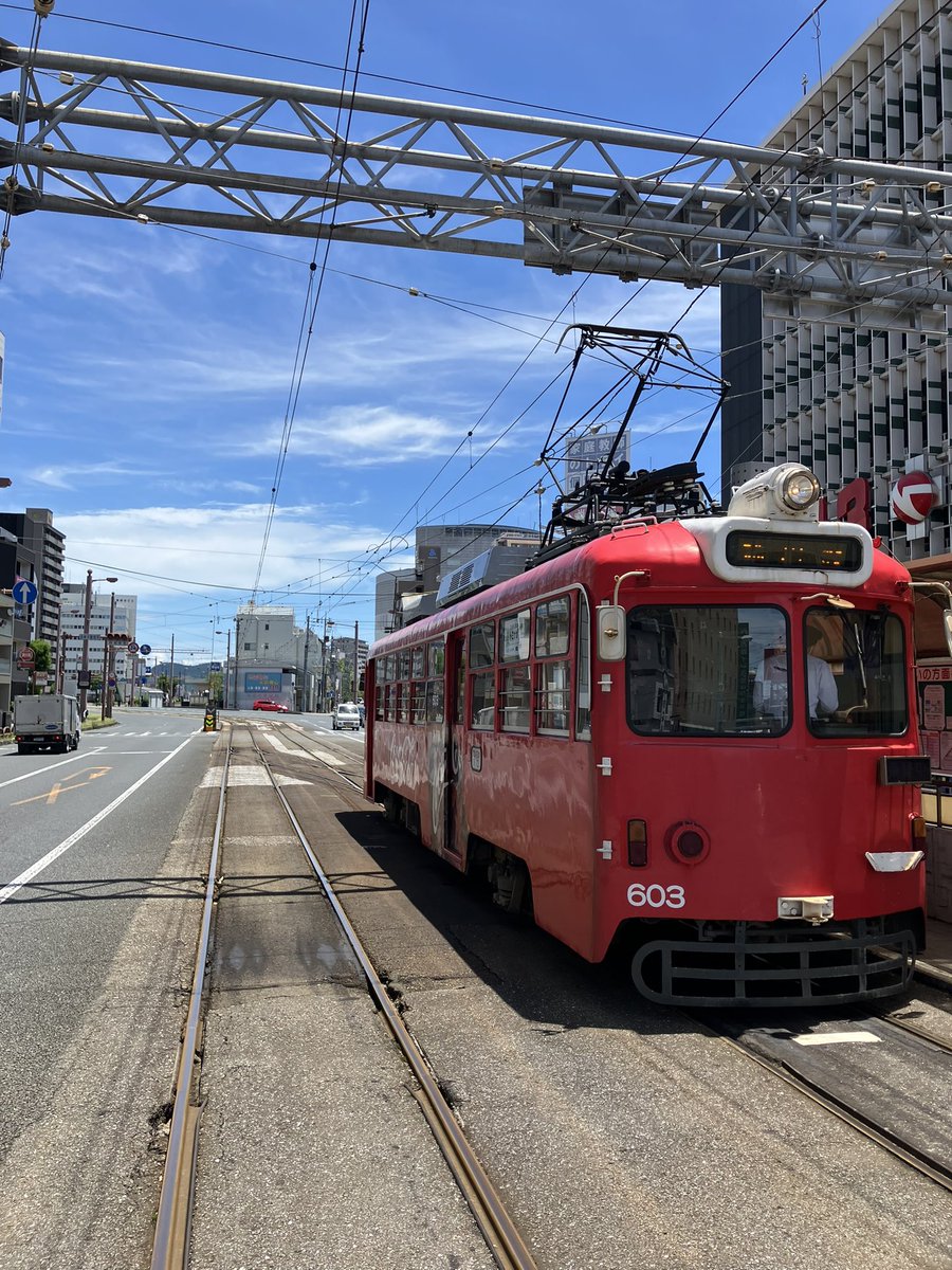 kazuki_kato1007's tweet photo. まんしゅうからLIVEハウスまではとさでん電車🚃ちょうどLIVEハウス前に停車するので便利でした♪ https://t.co/9cTwJEIhvS