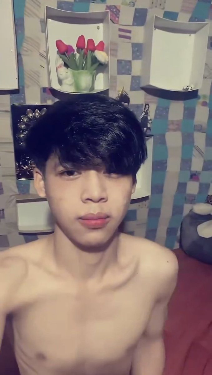 Nun888999's tweet photo. ក្តឡើងកប់ហើយទឹកច្រើនទៀត 💦 https://t.co/CZjEQF5fTN