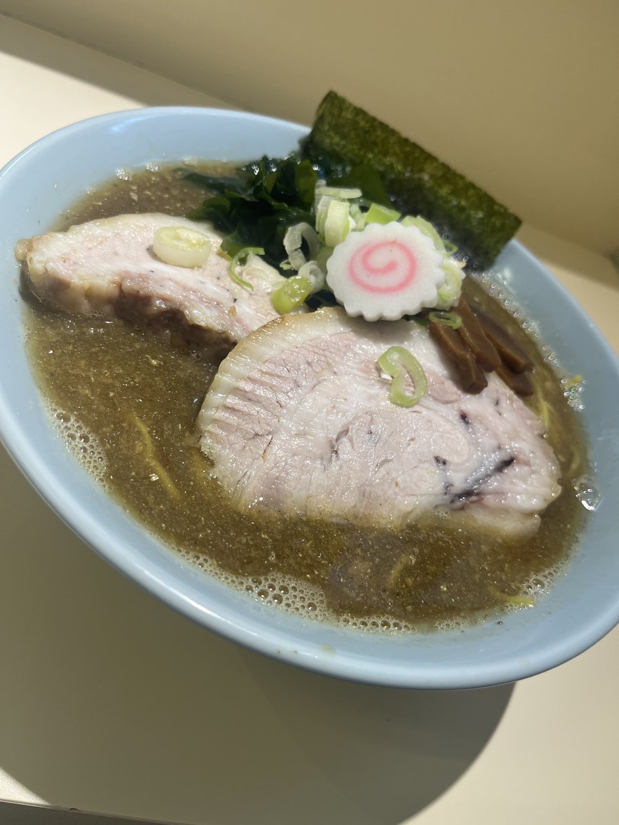 xkj4o0XLL8BjzTx's tweet photo. 久しぶりの二丁目ラーメンさん🍜
メチャクチャ美味かった〜🙋‍♂️💯
マジお腹パンパン🫃
ご馳走様です🙏 https://t.co/ltHVevwBdG