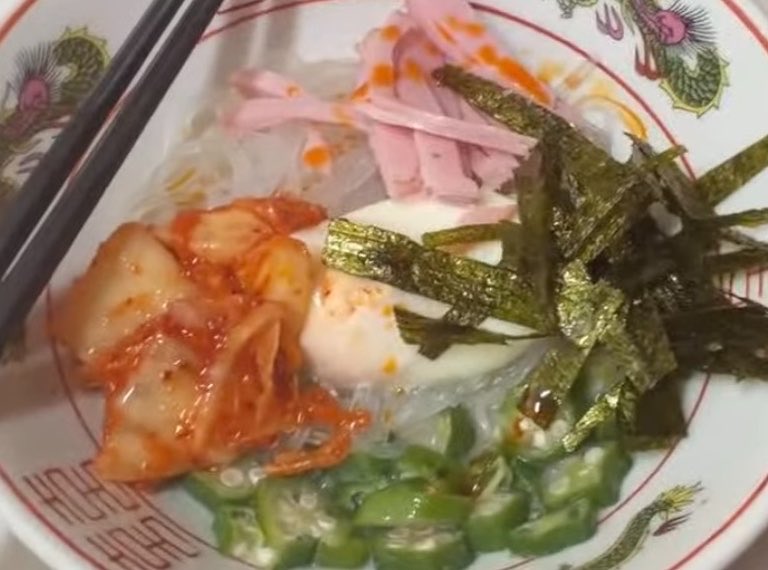 tontokotonez_'s tweet photo. ダイエットご飯✨
美味しく楽しく綺麗に✨
になりたいのに、作った自分でもなにがなんだか

#かっくり https://t.co/JaOJNcyZ2e