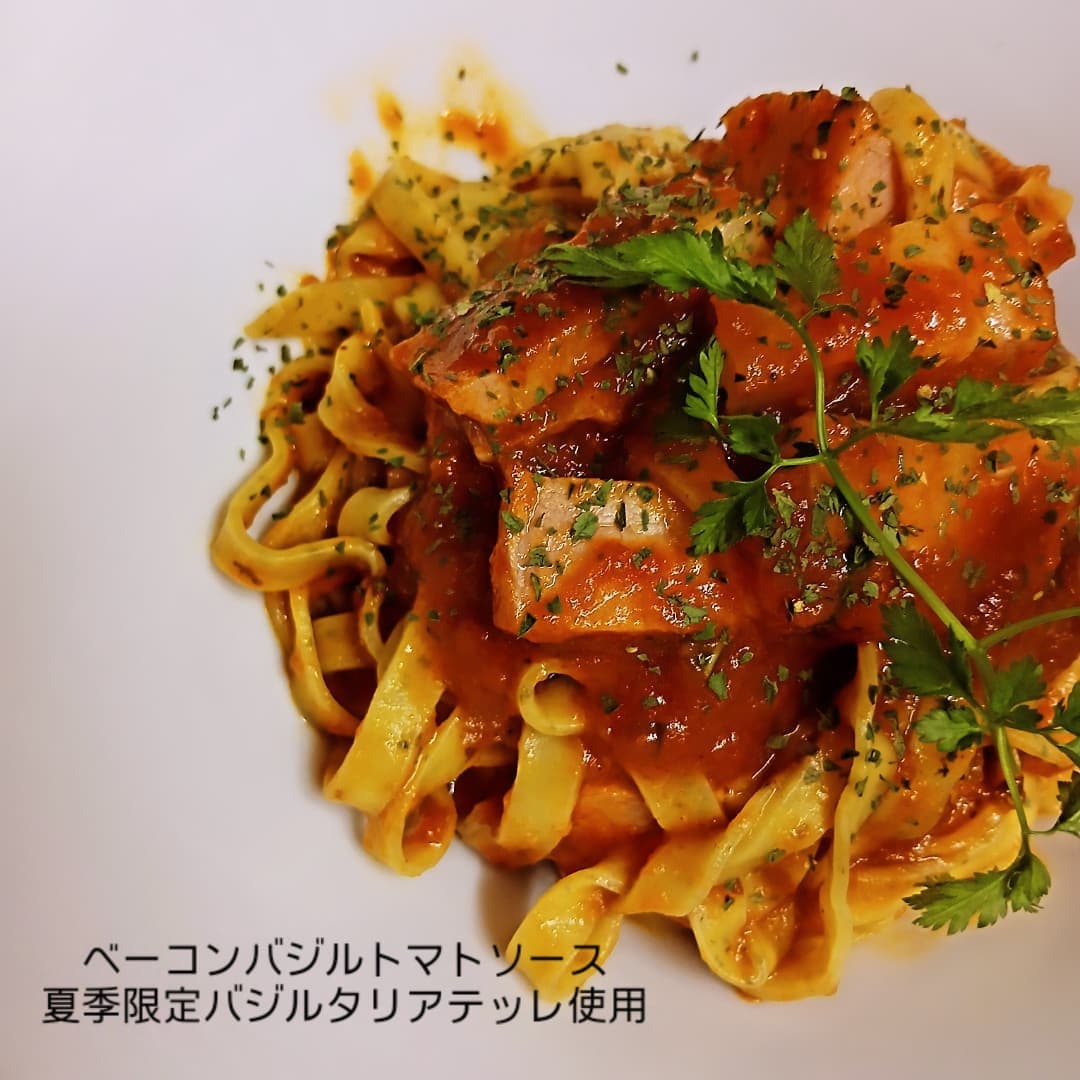 DiningChill's tweet photo. 明日はお野菜たっぷりご馳走サンド✨アトリエSさんで販売です～☺
夏季限定生パスタのバジルタリアテッレも好評です😋
王道トマトソースとの相性は抜群です～☺
今宵もディナー営業18時よりOpenです！ https://t.co/I7wGrGVQyw