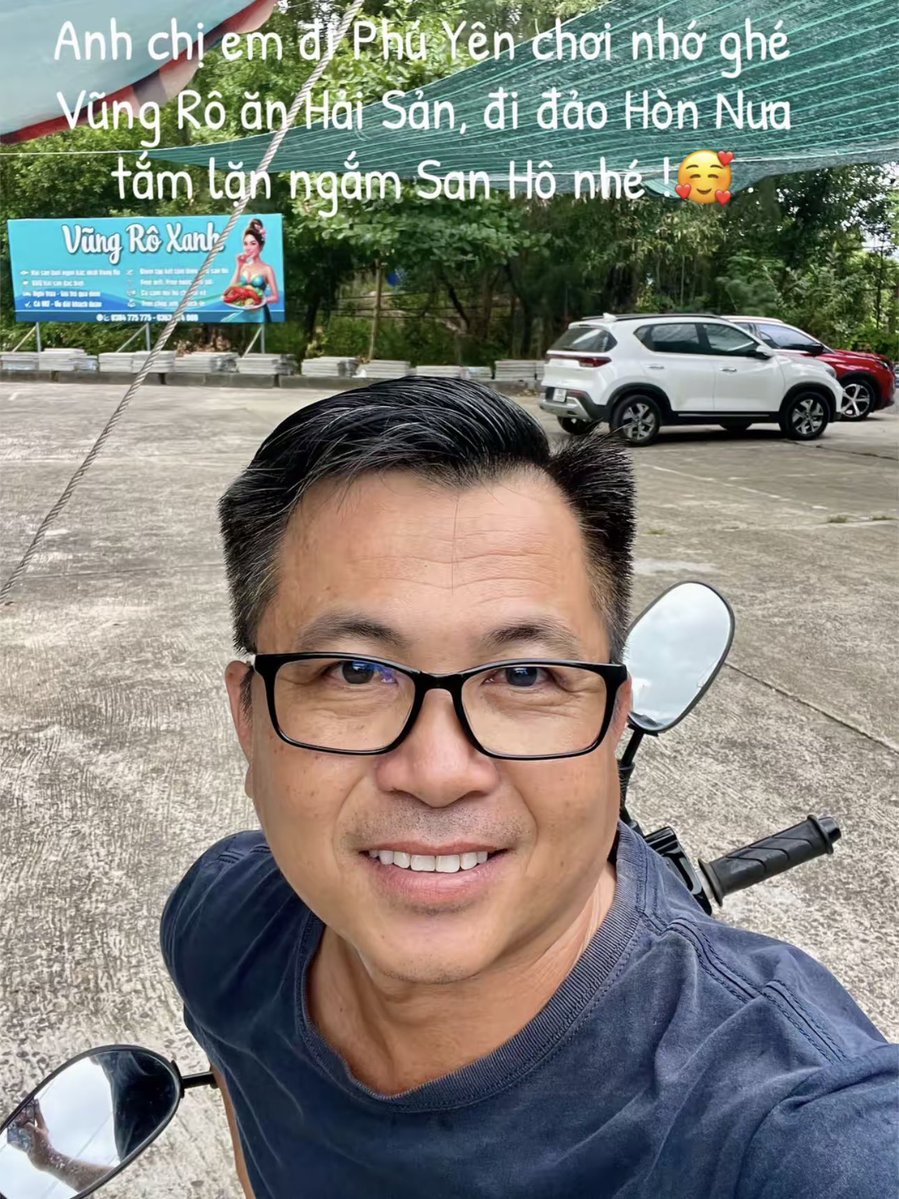 trai33460076's tweet photo. Bạn này sao mn.? Nhìn ghi ngờ cùng phe quá ta. https://t.co/qeUKPK4fGo