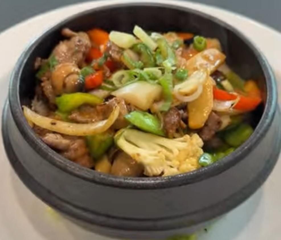 dcsoru's tweet photo. 🚨New! 354 Restaurant opened last week at 1301 U St NW
🚇Nearest metro station: U Street https://t.co/lqRUYIZrSj