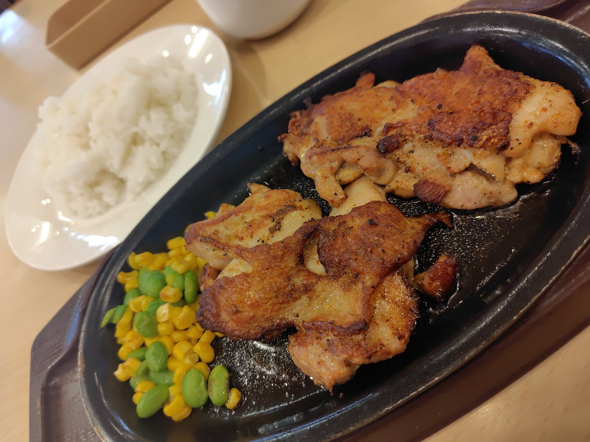 obentou2020's tweet photo. 今日のお昼はガストでダブルチキンのランチセット😊 https://t.co/OEpf9kP6xF
