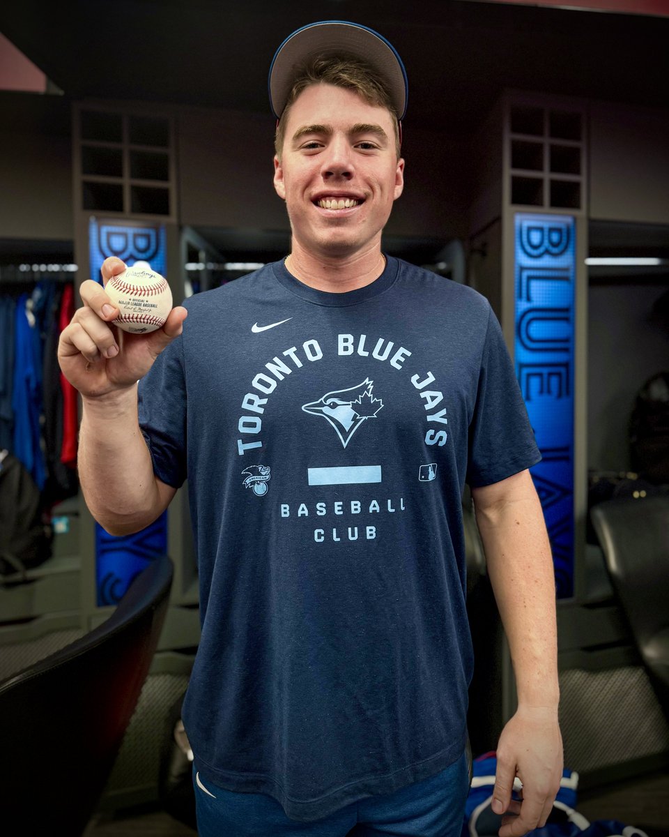 BlueJays's tweet photo. The 🔑 to a #CanadaDay Win! 

Congratulations, Sean 👏 https://t.co/DUKoIWhidq