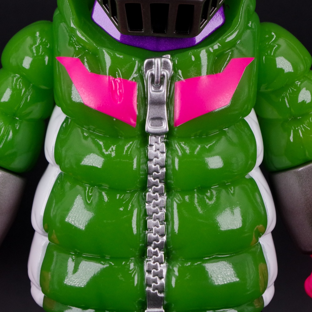 hakaba_gallery's tweet photo. 【ソフビ 抽選情報】GYAROMI×Devil Toysよりマジンガーオイド 抽選開始！
全世界で熱烈なファンを持つ鉄の城「マジンガーZ」と異形のクリーチャーヘッドが融合した、それぞれの個性が融合したコラボレーション作品だ。
抽選期間：7月24日(金)18時〜7月26日(日)23時59分
https://t.co/Ur6u7qTYGV https://t.co/jCKWYJUzTx
