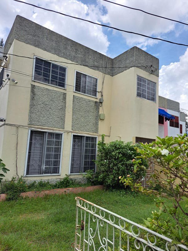 landandlegacyja's tweet photo. APARTMENT · FOR RENT

16 Wellington Drive, St. Andrew
1 bed · 1 bath · 400 sqft
J$95,000 (US$601)/month

Link: https://t.co/t0vvubiMnN

Join our community to stay updated: https://t.co/2IQauZe616 https://t.co/fP2zI1WNI2
