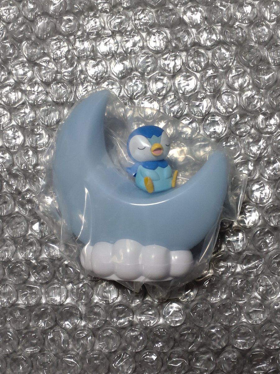 ice_clrful's tweet photo. 【交換】ポケモン おっきなお月さまライトマスコット2

譲）ポッチャマ

求）ジラーチ

郵送のみ

検索からでもお気軽にお声掛けください。宜しくお願い致します。 https://t.co/7wwd2ur1di