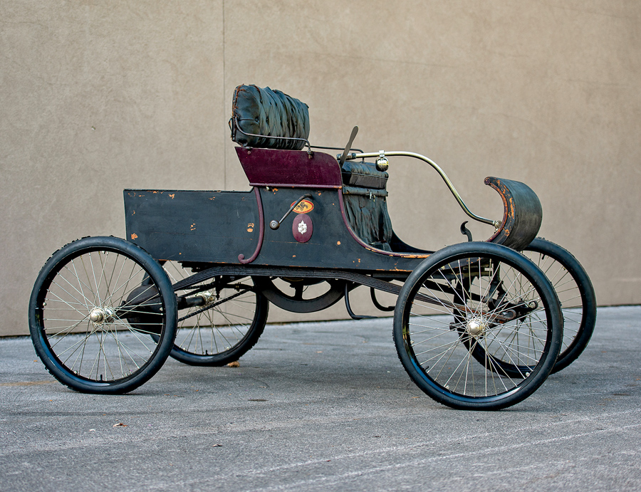 TonyClimate's tweet photo. The 1901 heatwave was caused by emissions from the Oldsmobile Curved Dash Model R. 
Because .... science https://t.co/jD6ne7zRhh