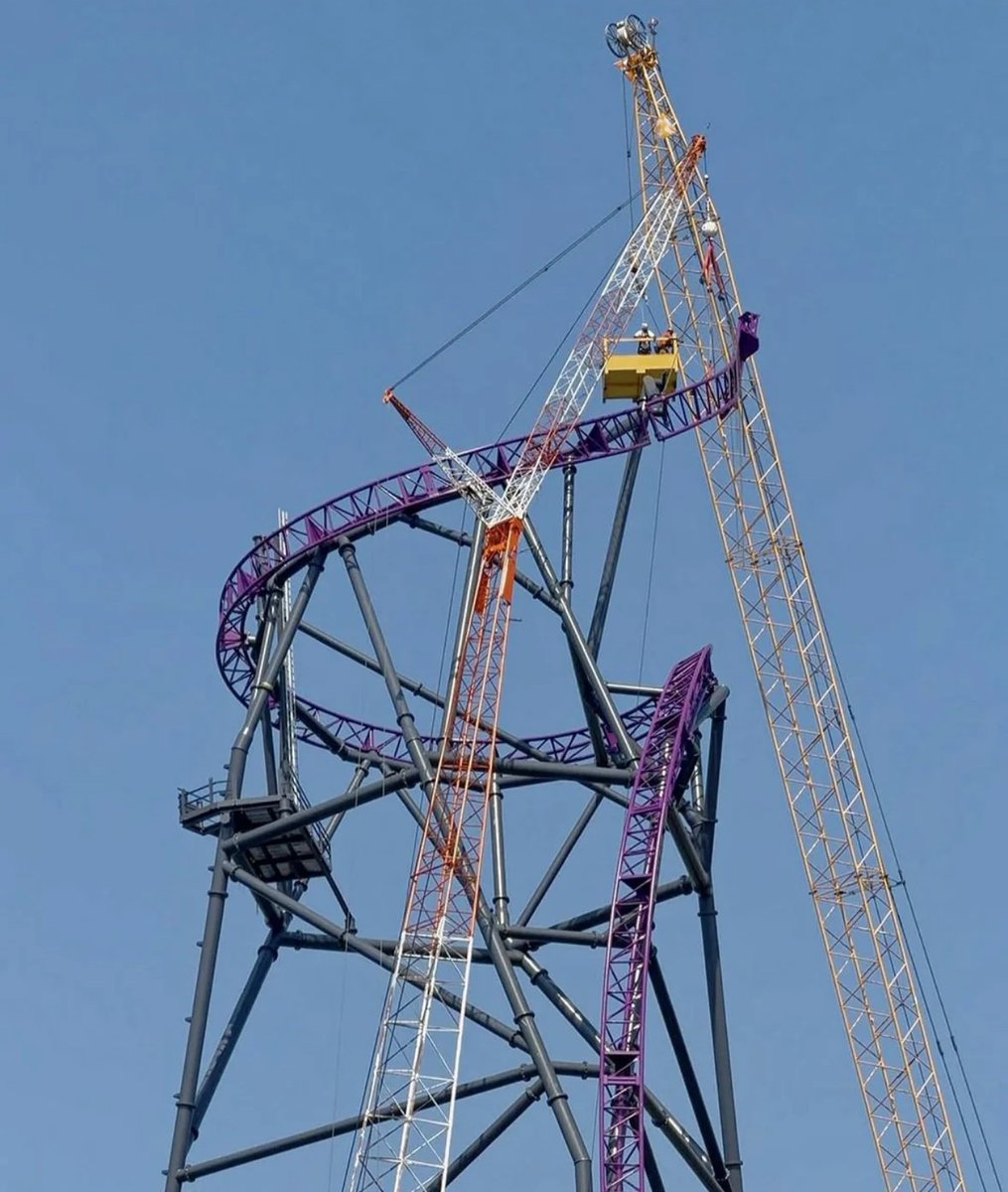 screamscape's tweet photo. New Tormenta Opening Date at Six Flags over Texas, plus updates from Holiday World, Six Flags Great Adventure, Universal Studios Florida and Silver Dollar City - https://t.co/evh0z3UKCR https://t.co/vaGHKQiEB6