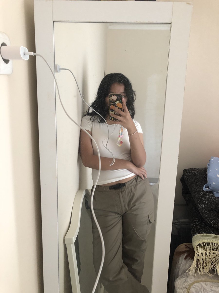 luv4lava's tweet photo. Good morning everyoneee, another doctor appointment todaaaay 😵‍💫 https://t.co/mGlIMXHqrl