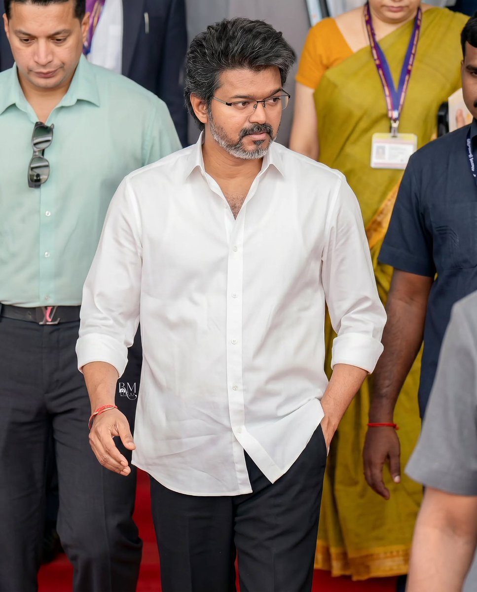 subashh2798's tweet photo. The Wait Is Almost Over. Get Ready... He's Arriving🔥🔥🔥
Censored within a week...💯
July Release🫡👌
#JanaNayagan
#Jananayagan https://t.co/CWnQydWrQ5