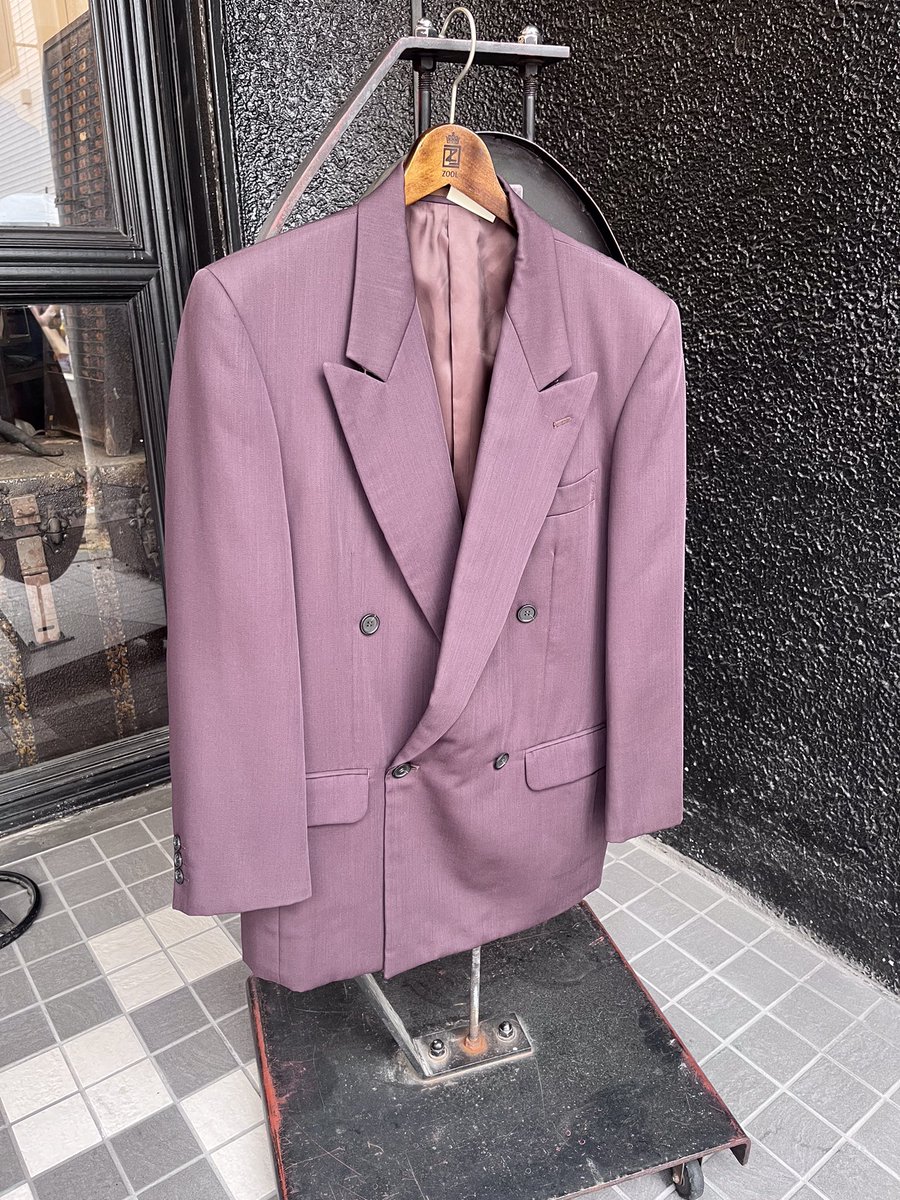 🎩 メンズセットアップ入荷 🎩 ピークドラペル＆ダブルの 本格的な