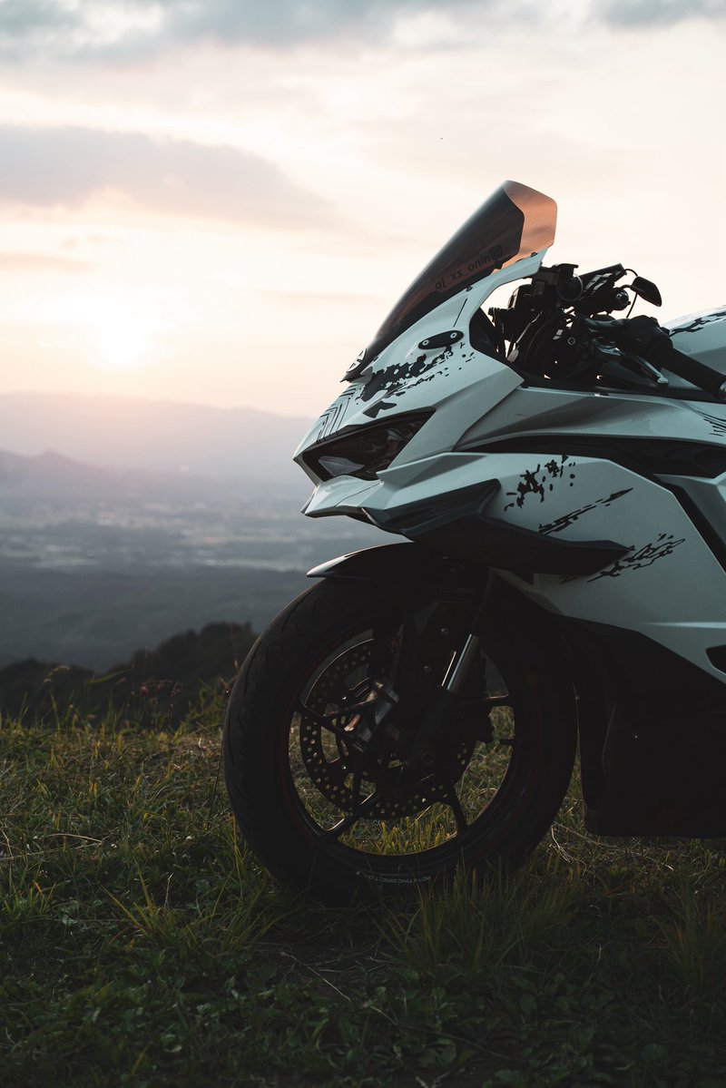 Pg1Ru's tweet photo. あなたとバイクどんな思い出がありますか？ https://t.co/bkT9mUQQUL