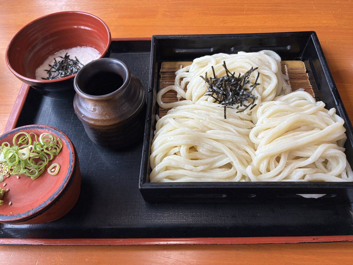 Shalli3's tweet photo. 三重久居　とろざるうどん720円3玉690g https://t.co/HdiE50WbXX