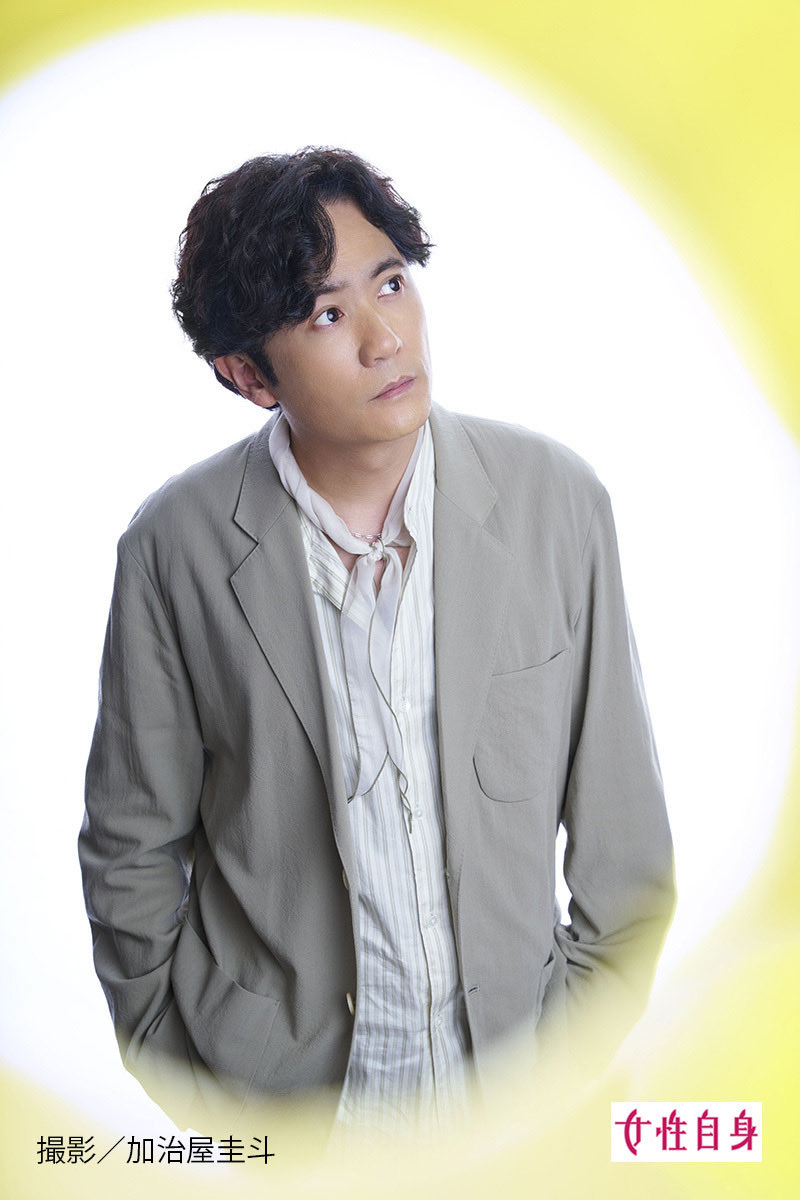 enuhashi's tweet photo. ＼#女性自身 発売中！／

ˏˋ💖#稲垣吾郎 さん💖ˊˎ˗
撮り下ろし＆インタビュー掲載！
━━━━━━ ✦ ━━━━━━
#バナ穴 主演の新しい地図はもうすぐ10年目🍌
「本当にいい10年だったな」

感想は #女性自身のグラビア で！
🛒https://t.co/ulEVtb1iNS https://t.co/Cpdi7lcZQK