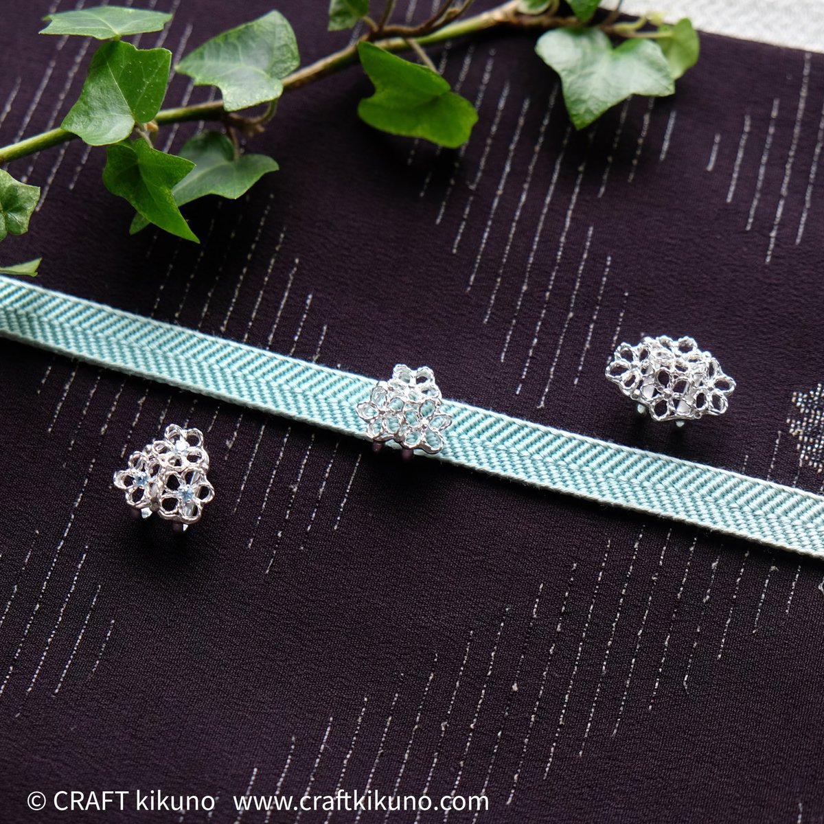 craftkikuno's tweet photo. Re new !!
勿忘草　帯留　

キレイな水色、
ブルートパーズ入りの
勿忘草も作りました。

三分紐にポチッとワンポイント。

おまけの写真は、
先日の取材ドライブの一枚です♫ https://t.co/h5HM2EKsH6