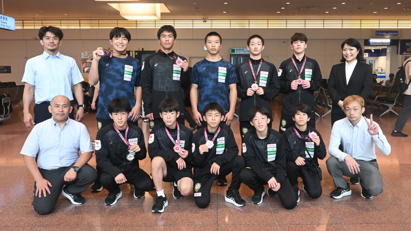 wres_spirits's tweet photo. 2026年U15アジア選手権（タイ）参加の男子フリースタイル・チームが帰国

https://t.co/xZXDnFm5Ek https://t.co/jKQXbQtfuI