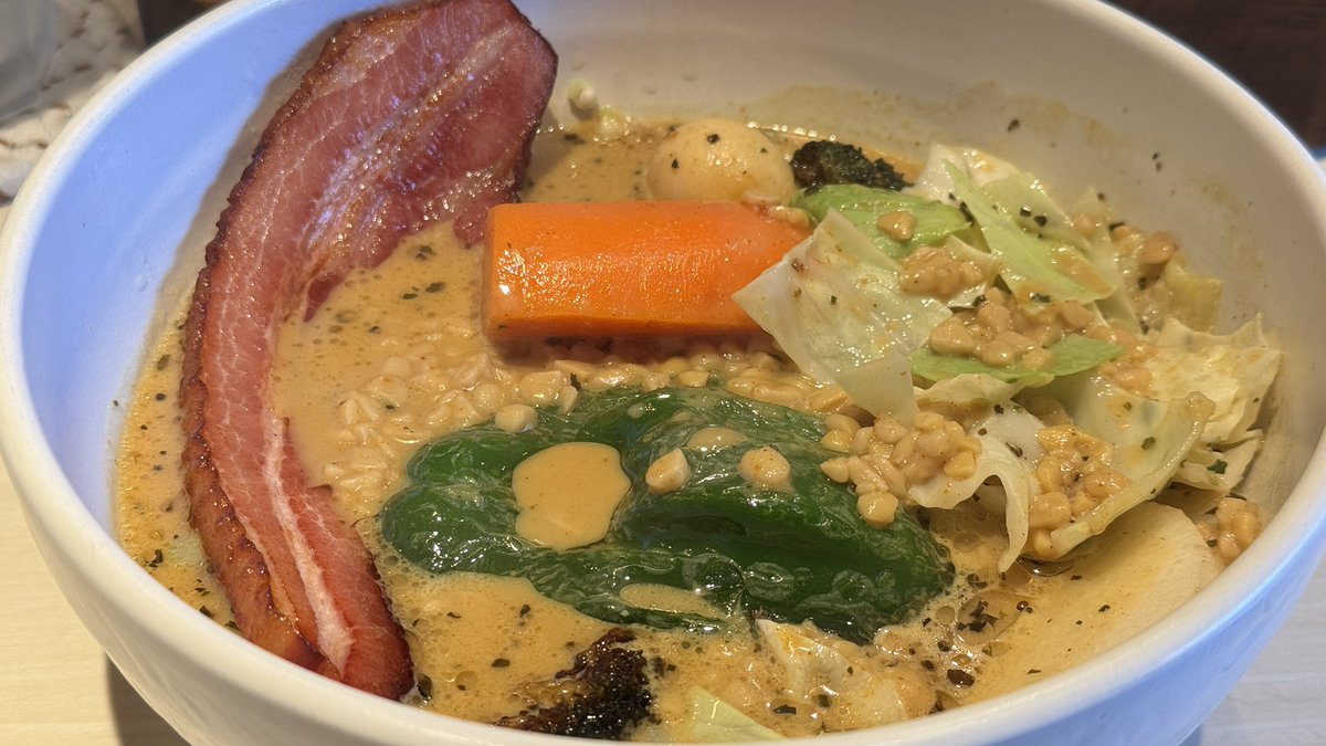 HolyBells_Elsie's tweet photo. 今日のお昼はKINGに来た https://t.co/6TKcDxFb8V