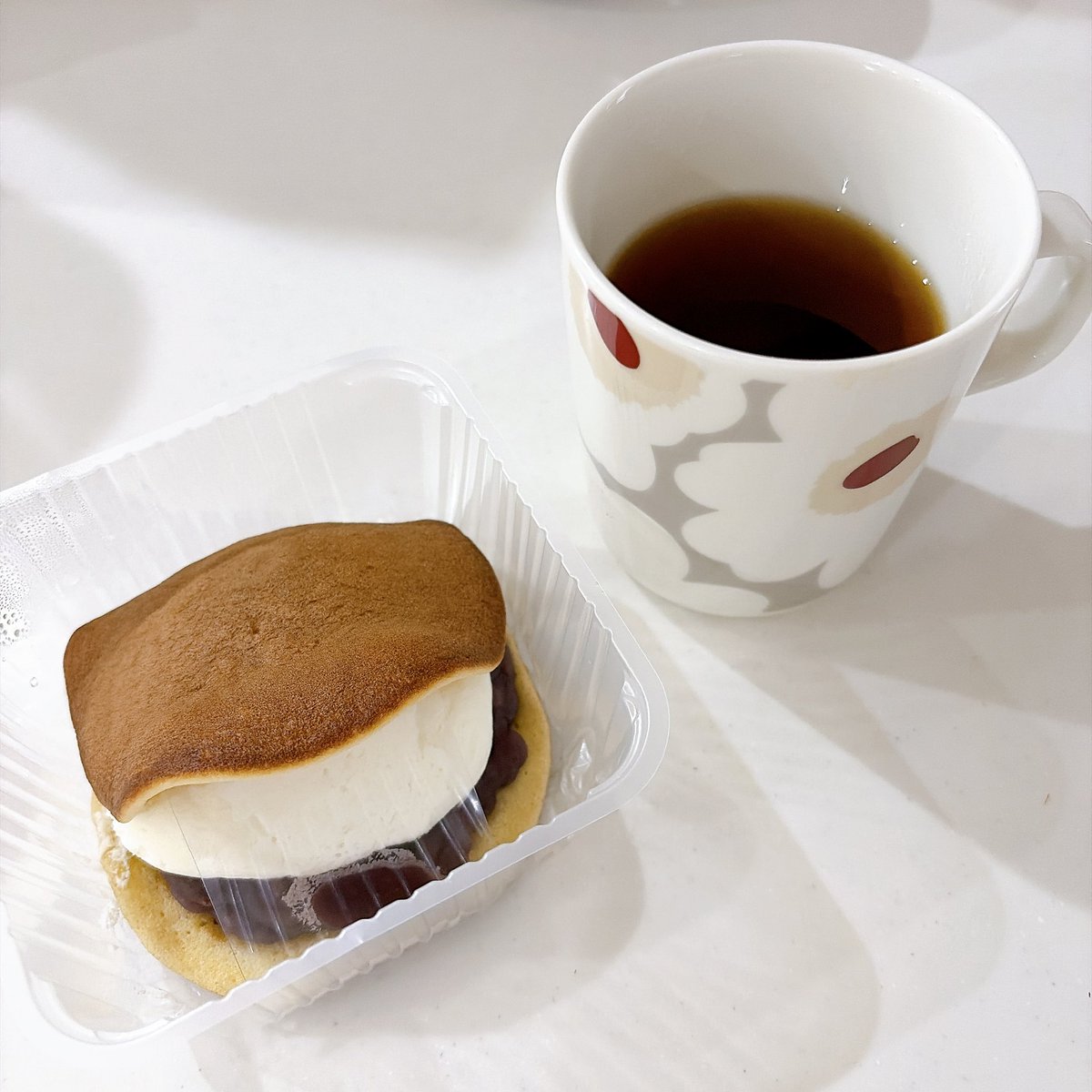 uniqlotea's tweet photo. 面接疲れたわん
どらもっち食べよ https://t.co/unPD0WPtFd