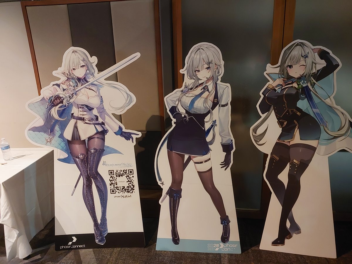 Hasag1K's tweet photo. @sukidonburi @jiyu_uwu @h2osakana @dizzydokuro @AmanogawaShiina @wilhelminafr0st @danisaurzx One last thing, The willage came together to win the Captain's standees and I think it was funny trying to squeeze them into a car https://t.co/QqeH4naJ7m