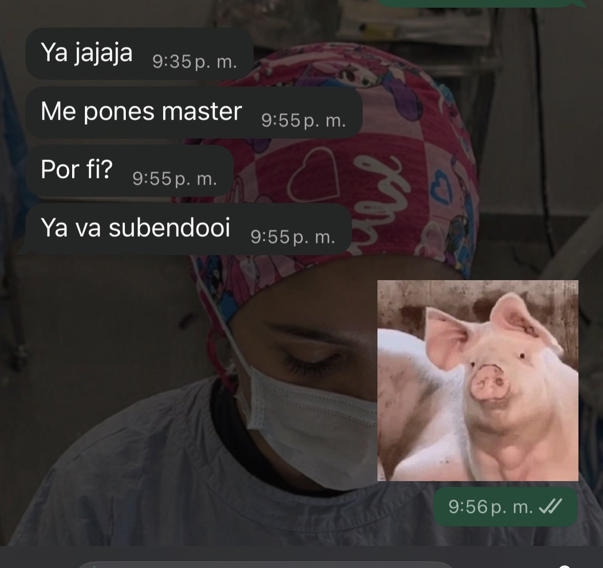 kaar_Mrs's tweet photo. Yo pongo la tele, él sube la cena, cenamos en cama, súper team ❤️ https://t.co/T793YCGihN