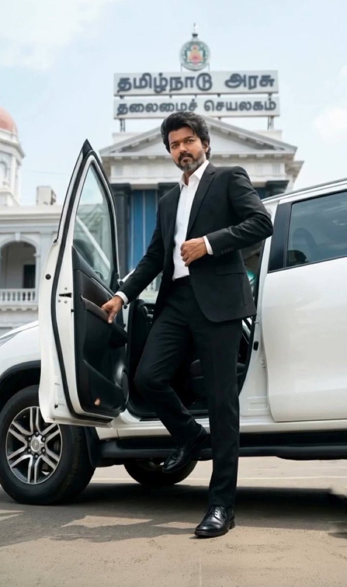 Harish_NS149's tweet photo. TVK-வின் Stand ரொம்ப clear and Non-negotiable ✅

• TVK-க்கு வர்ற யாருக்கும் post-உம், position-உம், ticket-உம் guarantee பண்ணலை.

• அவர்கள் மேல இருக்குற case-களை வாபஸ் வாங்கப்படாது. DVAC FIR-களையும் cancel பண்ணப்பாடாது. DMK, வைத்திலிங்கத்தை சேர்க்க FIR-ஐ ரத்து செய்தது மாத���ரி TVK செய்யாது.

• TVK-க்கு வர்ற முன்னாள் அமைச்சர்கள், MLAs எல்லாரும் சட்டத்தை சந்திக்கணும். தங்களோட நிரபராதித்தனத்தை சட்டப்படி நிரூபிக்கணும். TVK ஆட்சியில் ��ந்த intervention-மும் இருக்காது.

சட்டம் எல்லாருக்கும் ஒன்று. அரசியலுக்கு மேல சட்டம்.

த.வெ.க என்றும் தூயசக்தியே 🤝