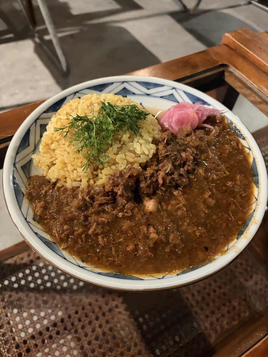 Rutang77's tweet photo. ツアーラストは
大阪 STUDIO T-BONE 初出演

有本羅人くんとお互いのSOLOとDUO

羅人くんの集中とイマジネーションの素晴らしいソロとDUOでのお互いに在る音空間。そしてお店の愛情に大感謝！

誠にありがとうございました！

7/24(金) 新宿ピットイン
スガダイロー5DAYSの3日目で
再びご一緒します！ https://t.co/TNqLPZpHY6