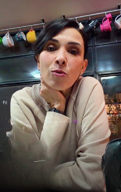 Krmzg73's tweet photo. Ya te extrañaba , haces que mis días mejoren , gracias por existir te quiero 💜 https://t.co/dgBoGU9mcs