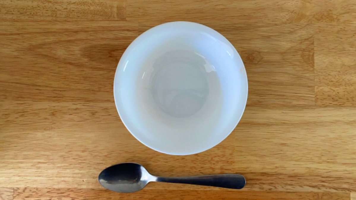 5_lv0's tweet photo. 【食べなければ痩せる】

これは、正しくもあり、間違っているとも言えます。
特に1日の合計のカロリーが長年1000kcalを下回っているのに体重が変わらない人。
これは逆に食べて下さい‼️
カラダが飢餓モードになっている可能性が高いです。💀
栄養価の高いものを適量食べることが何より大切です。😄 https://t.co/wOZwyln5Ts
