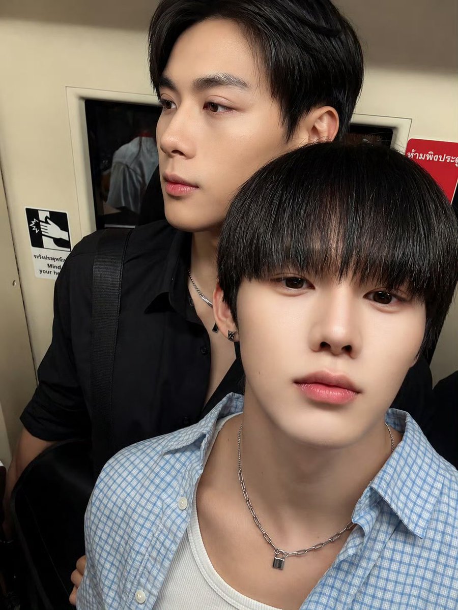 jang_mi97's tweet photo. We can start the day with this 

#toptapjarukit #minleethanakorn
#ToptapMinlee #PAYBACKTheSeries https://t.co/j5MEVog8YW